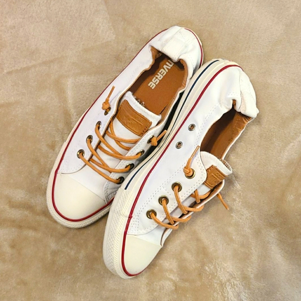 Converse Women's Low Top